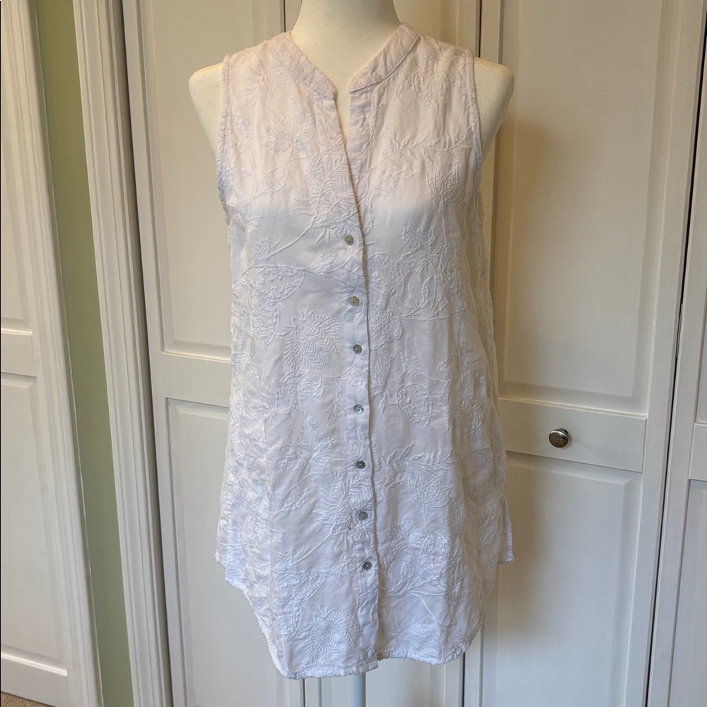 Cynthia Rowley White Floral Button-Down Tunic